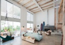 Ze staré mlékárny architekti vytvořili moderní loft  |  FOTO: lluiscorbella.com