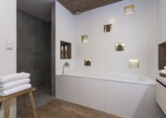 Jak se staví sen: Stará roubenka s velkým pozemkem