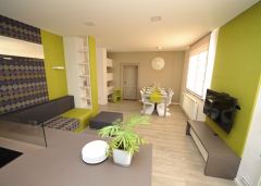 Jak se staví sen: Dům pro šest žen